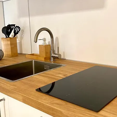 Private Mit Sauna Und Whirlpool *